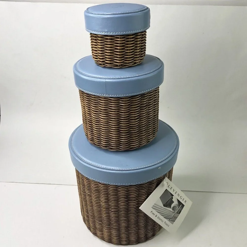 RARE Vintage 2002 Set of 3 LEVENGER Woven Nesting Baskets Stackable Leather Lids - Picture 2 of 8